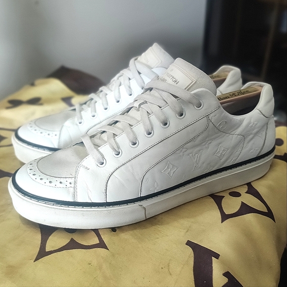 Louis Vuitton Empriente Street Sneakers - Picture 3 of 9